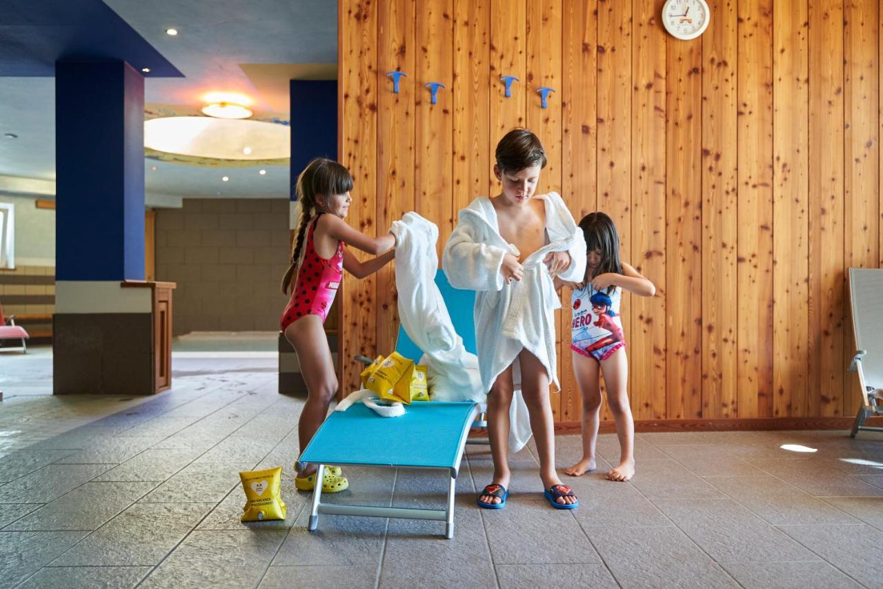 Family Hotel Andes - Only For Family Vigo di Fassa Eksteriør billede