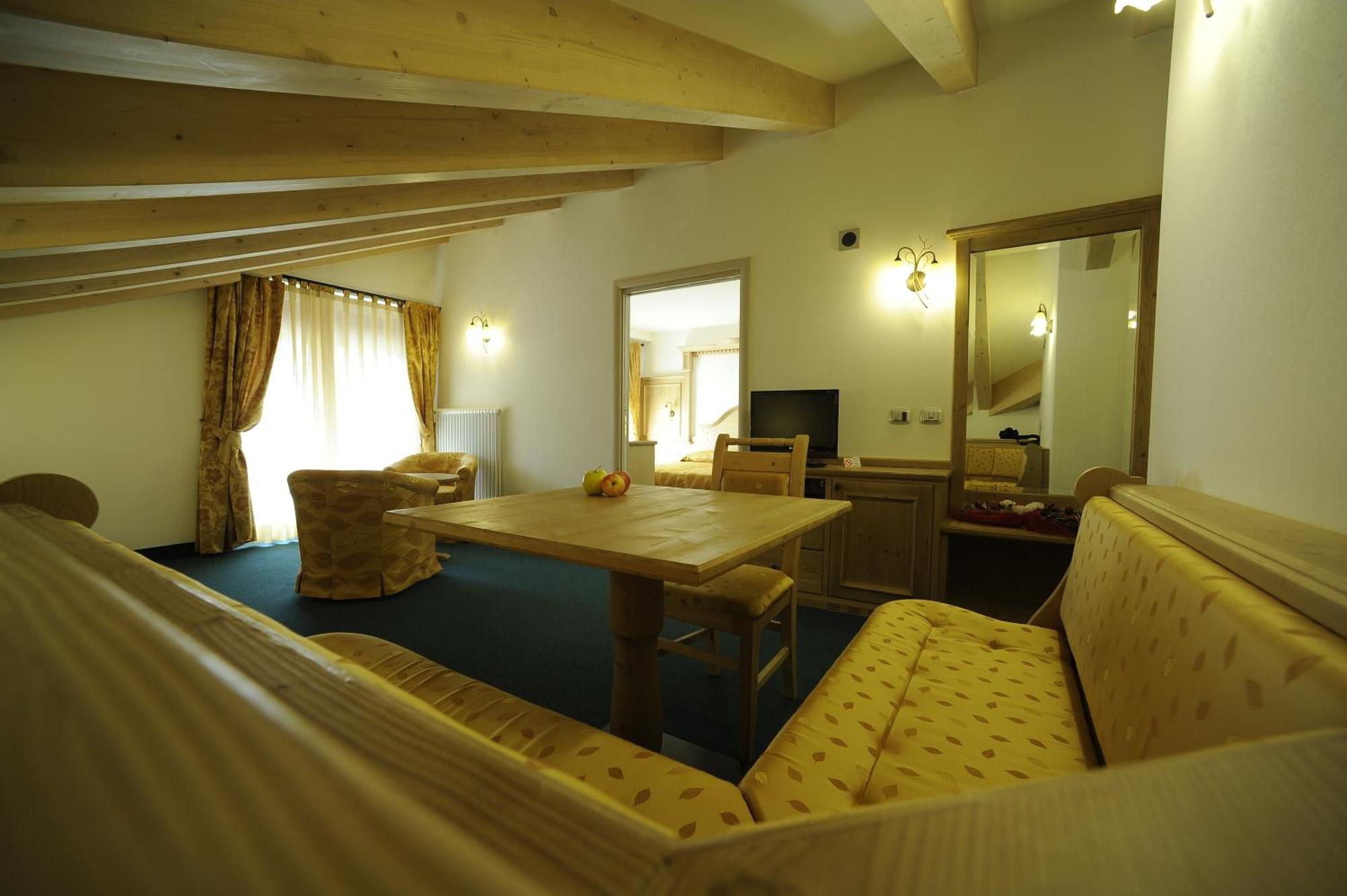 Family Hotel Andes - Only For Family Vigo di Fassa Eksteriør billede