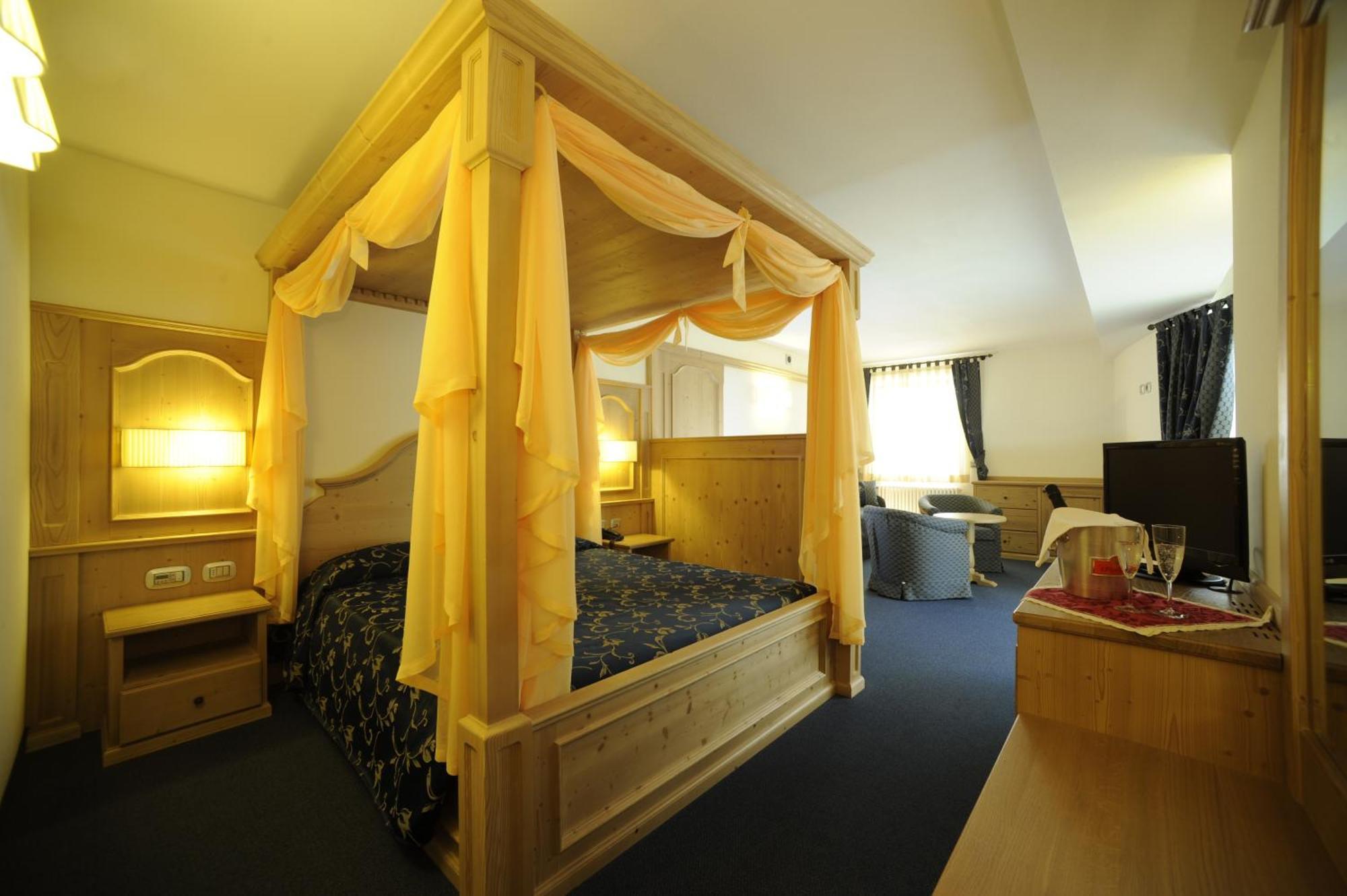 Family Hotel Andes - Only For Family Vigo di Fassa Eksteriør billede